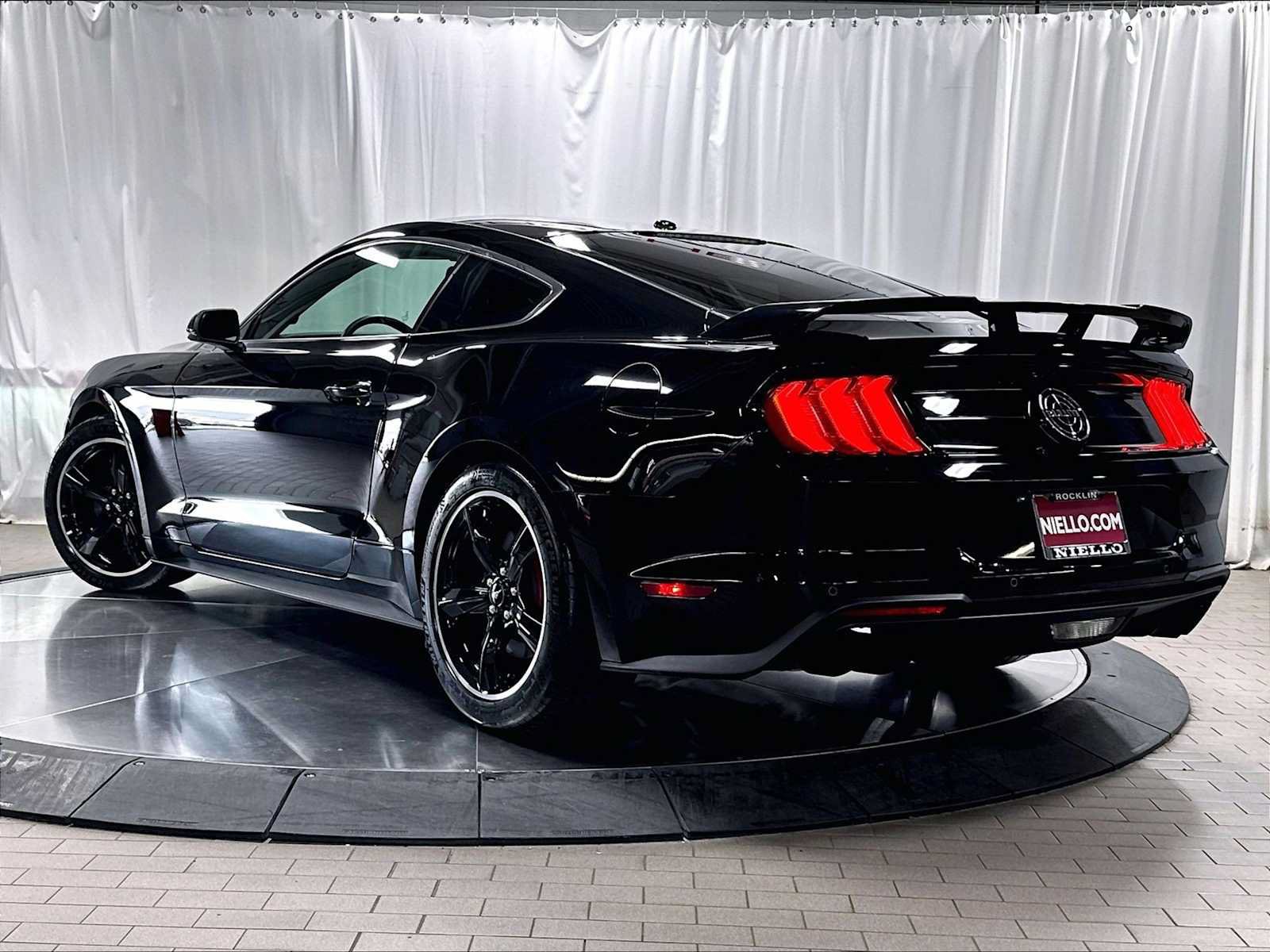 Used 2019 Ford Mustang Bullitt w/ Bullitt Electronics Package RWD image 3