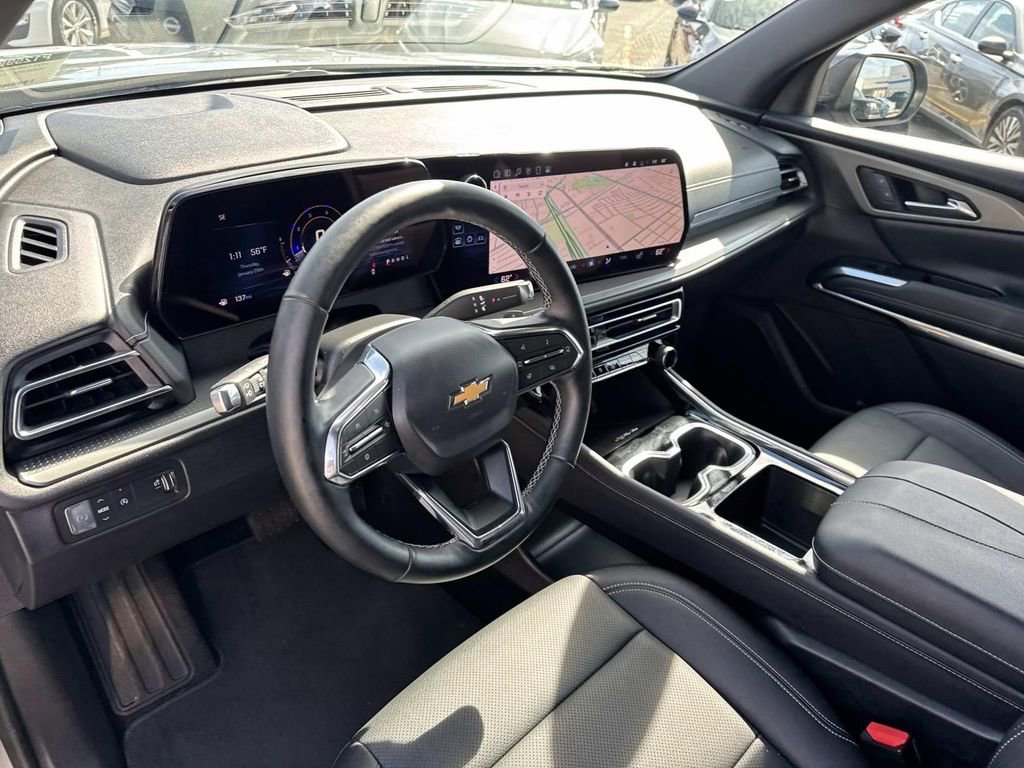 Certified 2025 Chevrolet Traverse LT image 19