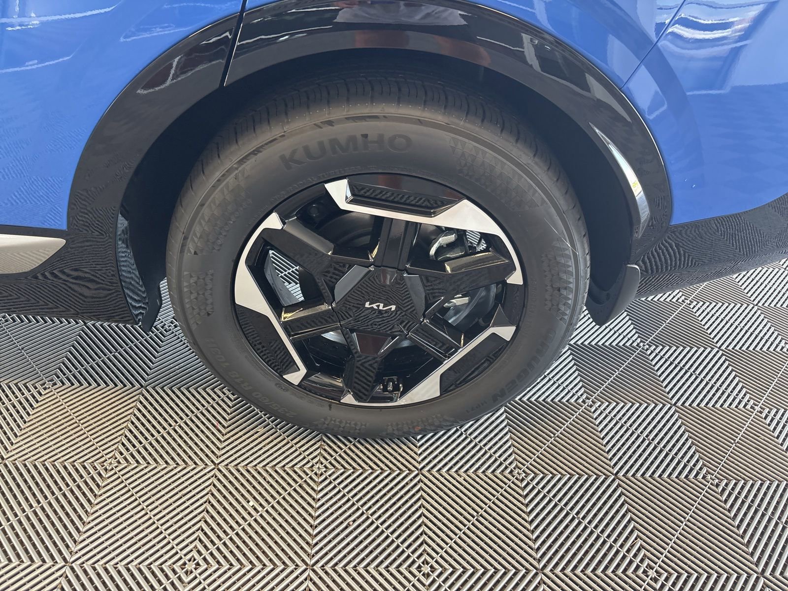 New 2026 Kia Sportage SX image 7