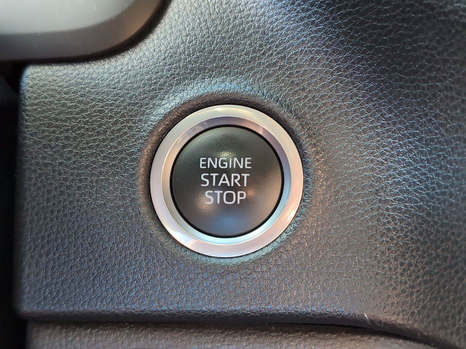 Used 2024 Toyota Tundra SR5 w/ SR5 Premium Package AWD/4WD image 26