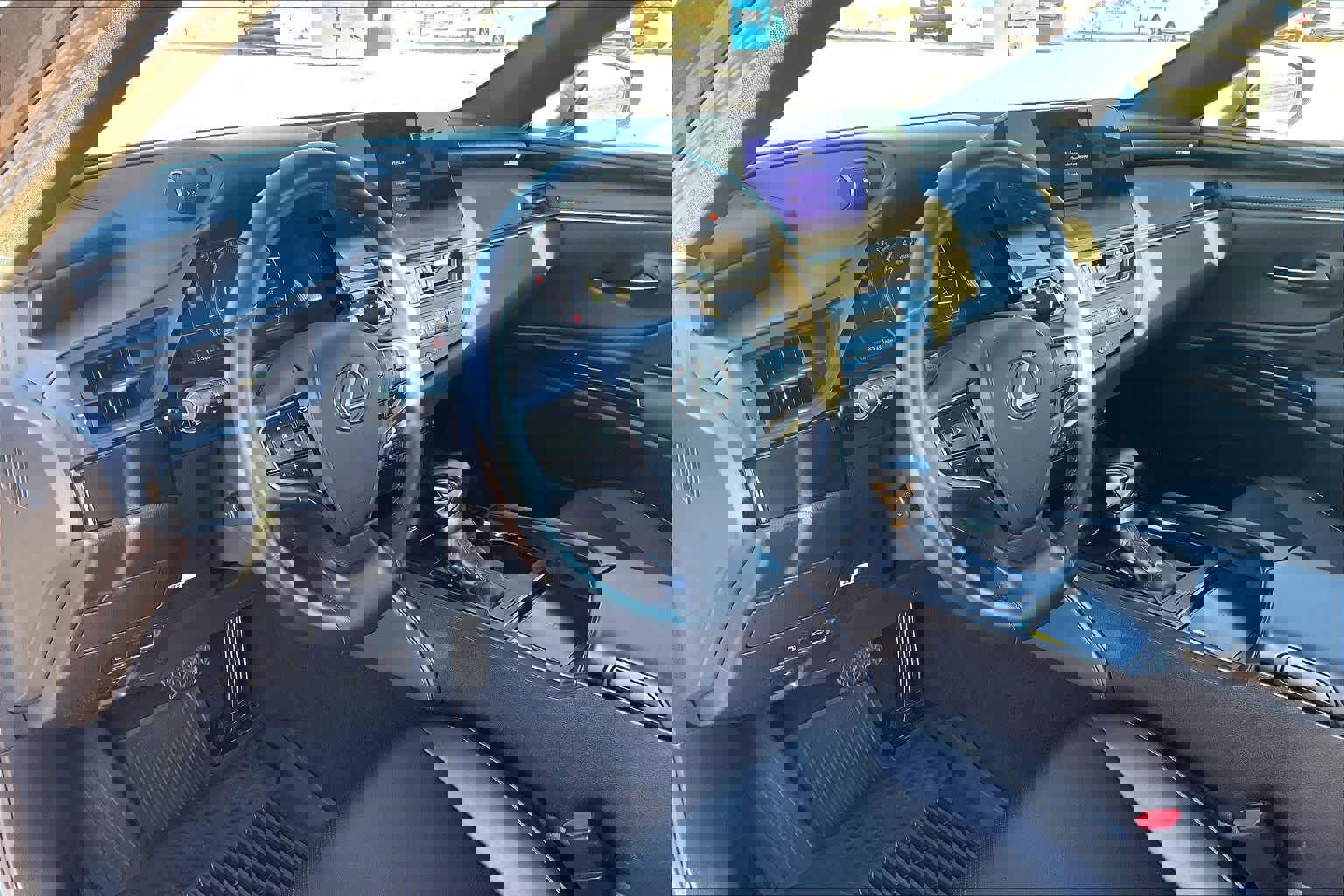 Used 2025 Lexus ES 350 w/ Premium Package image 16