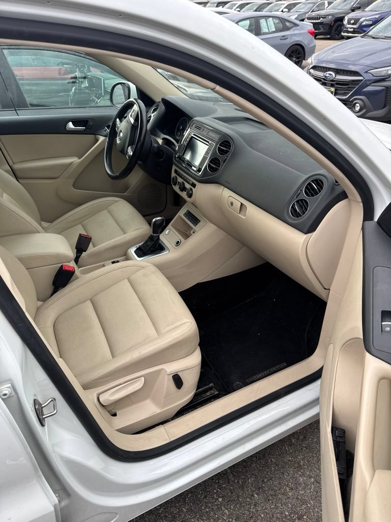 Used 2017 Volkswagen Tiguan Wolfsburg Edition AWD/4WD image 14