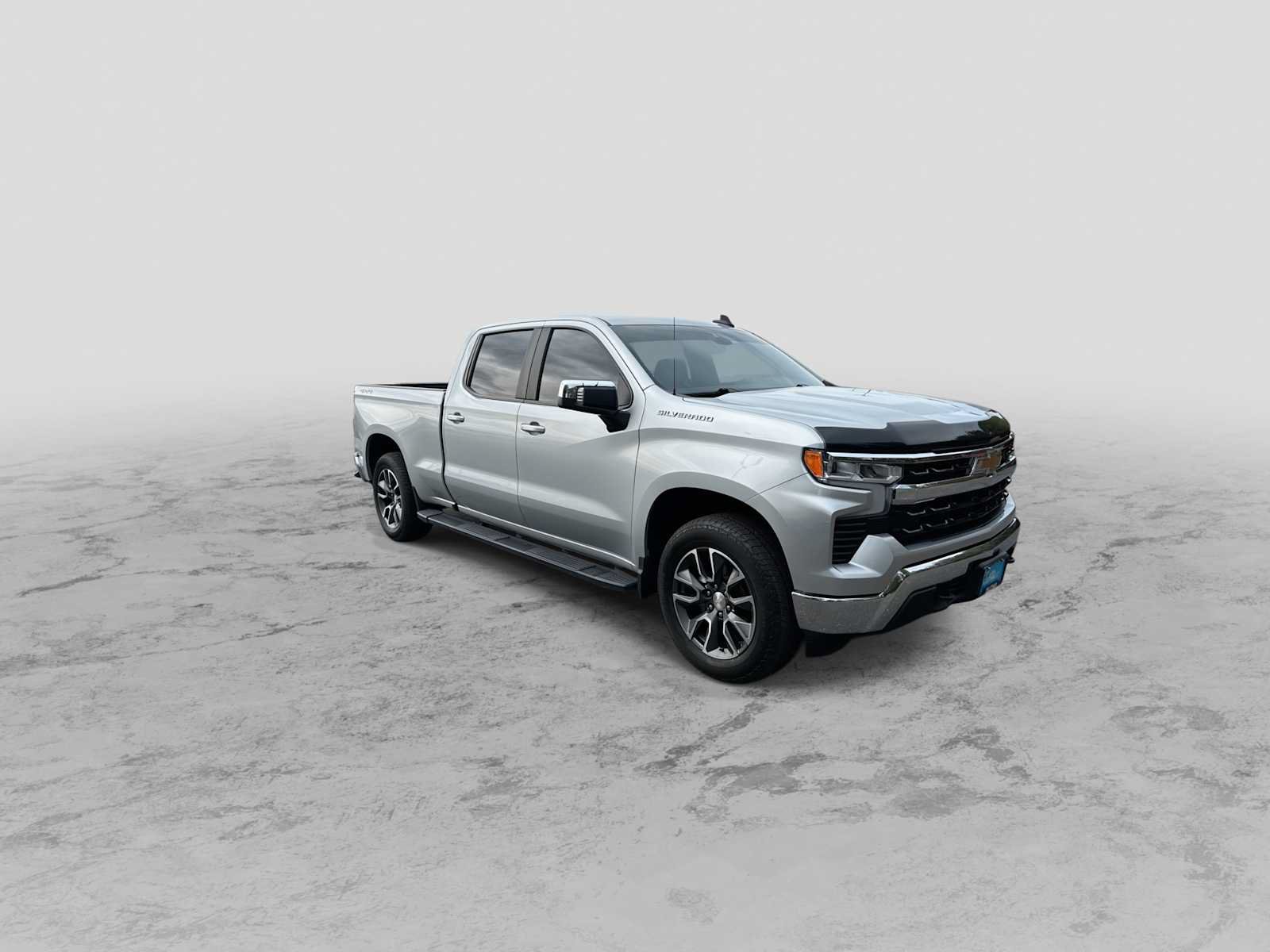 Used 2022 Chevrolet Silverado 1500 LT w/ Max Trailering Package AWD/4WD image 2