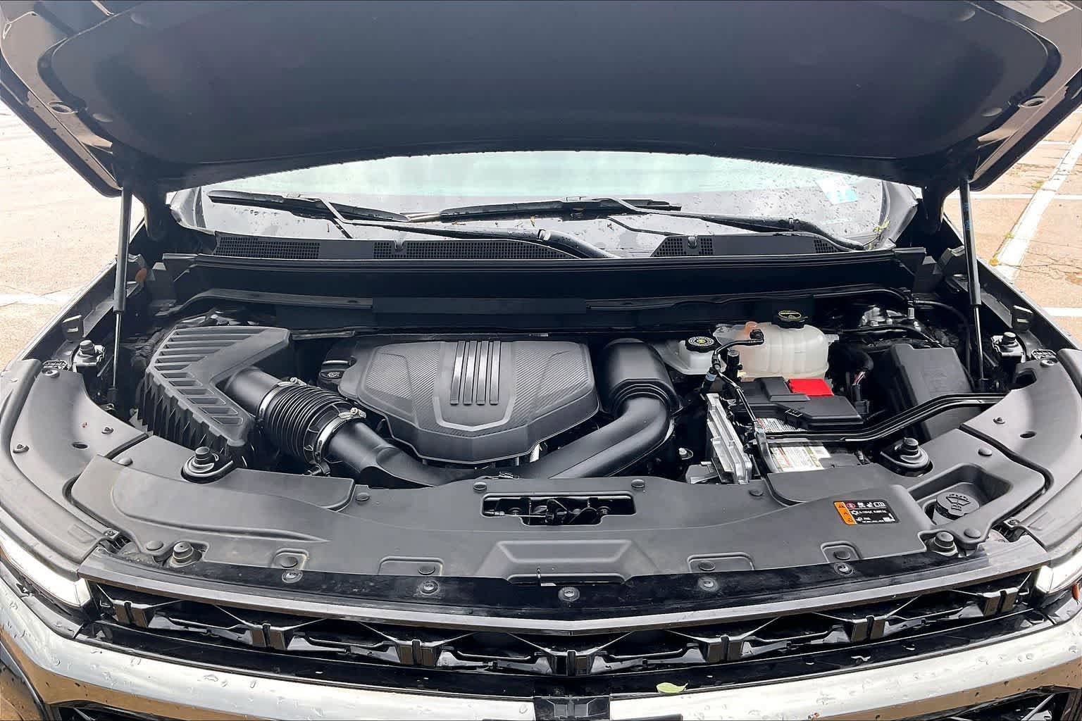 Used 2024 Chevrolet Traverse Z71 w/ Enhanced Driving Package AWD/4WD image 9
