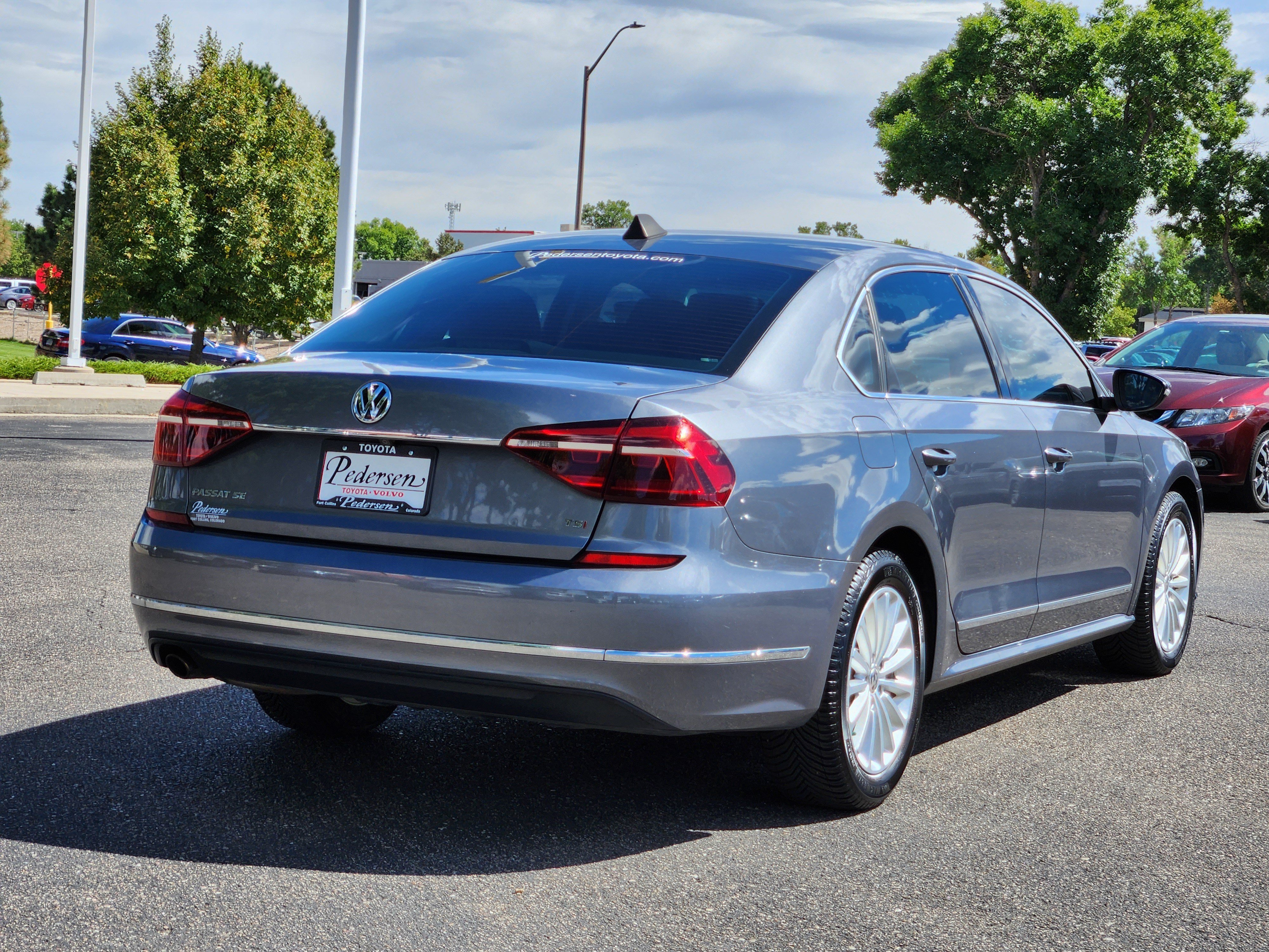 Used 2017 Volkswagen Passat 1.8T SE FWD image 5