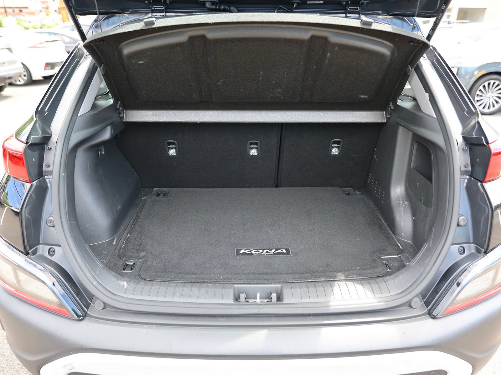 Certified 2023 Hyundai Kona SE w/ Cargo Package AWD/4WD image 13