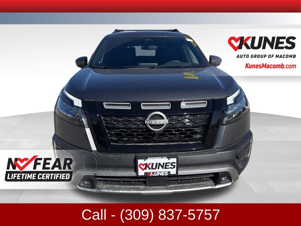 Used 2024 Nissan Pathfinder Rock Creek image 2
