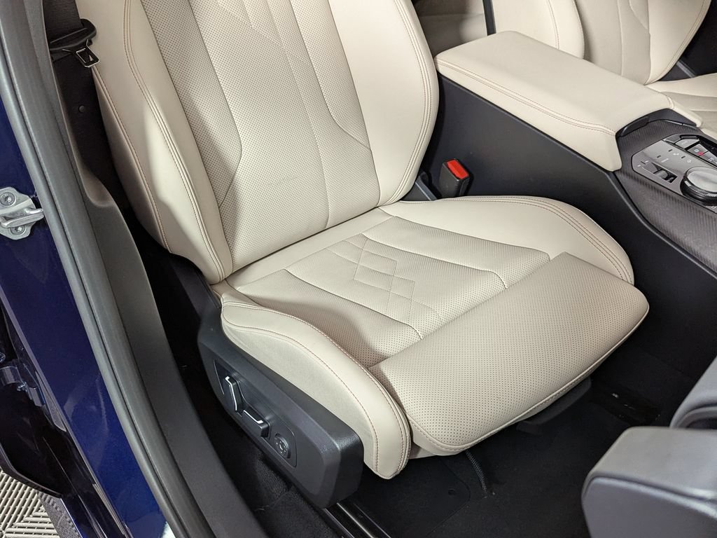 Used 2026 BMW X3 xDrive30i AWD/4WD image 32