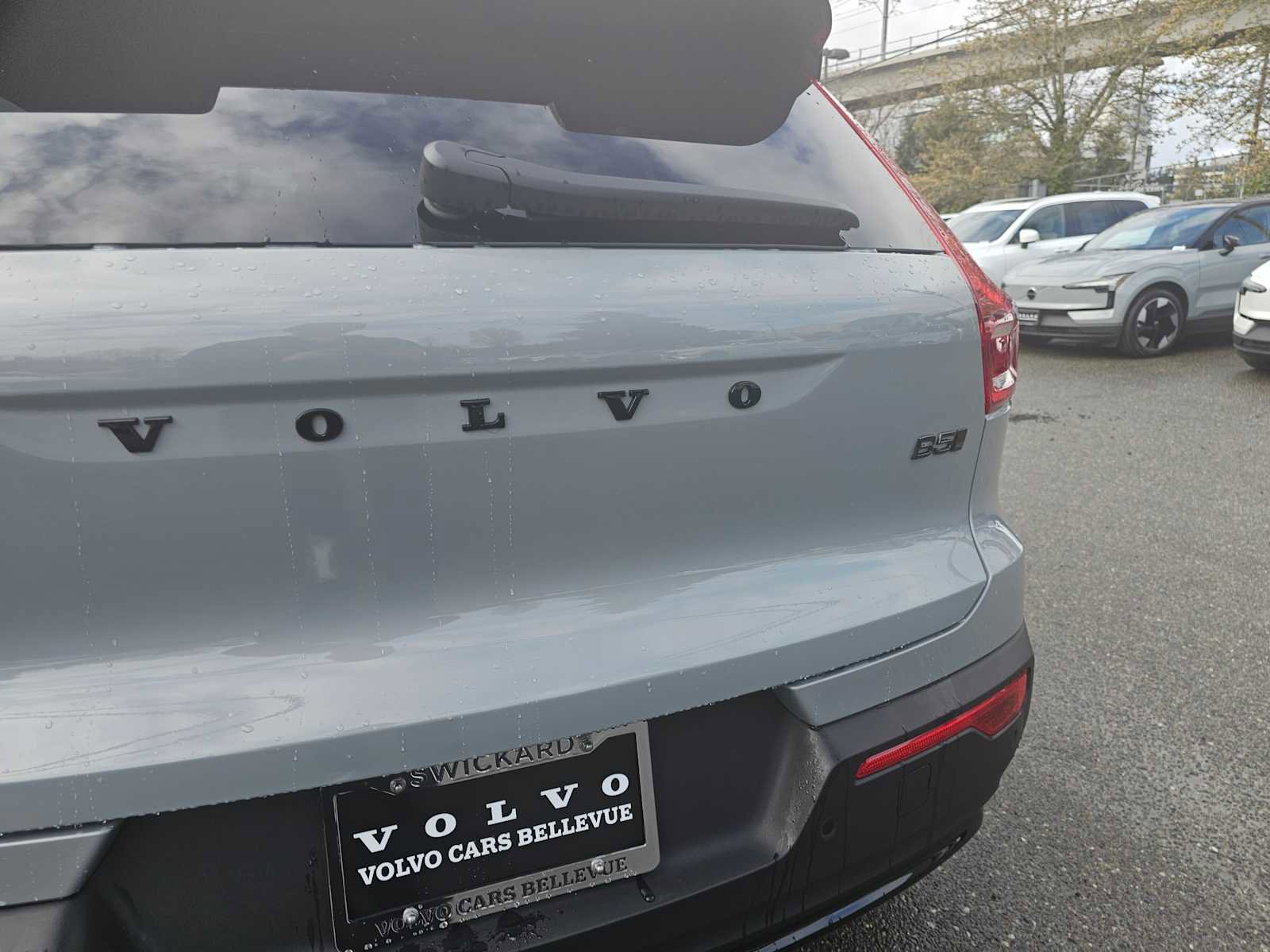 Certified 2026 Volvo XC40 B5 Ultra w/ Climate Package image 16