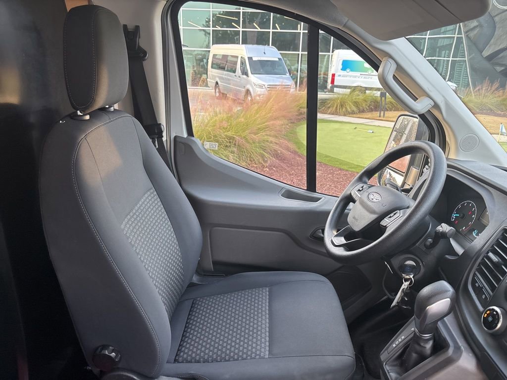 Used 2024 Ford Transit 250 Low Roof w/ Exterior Upgrade Package image 30