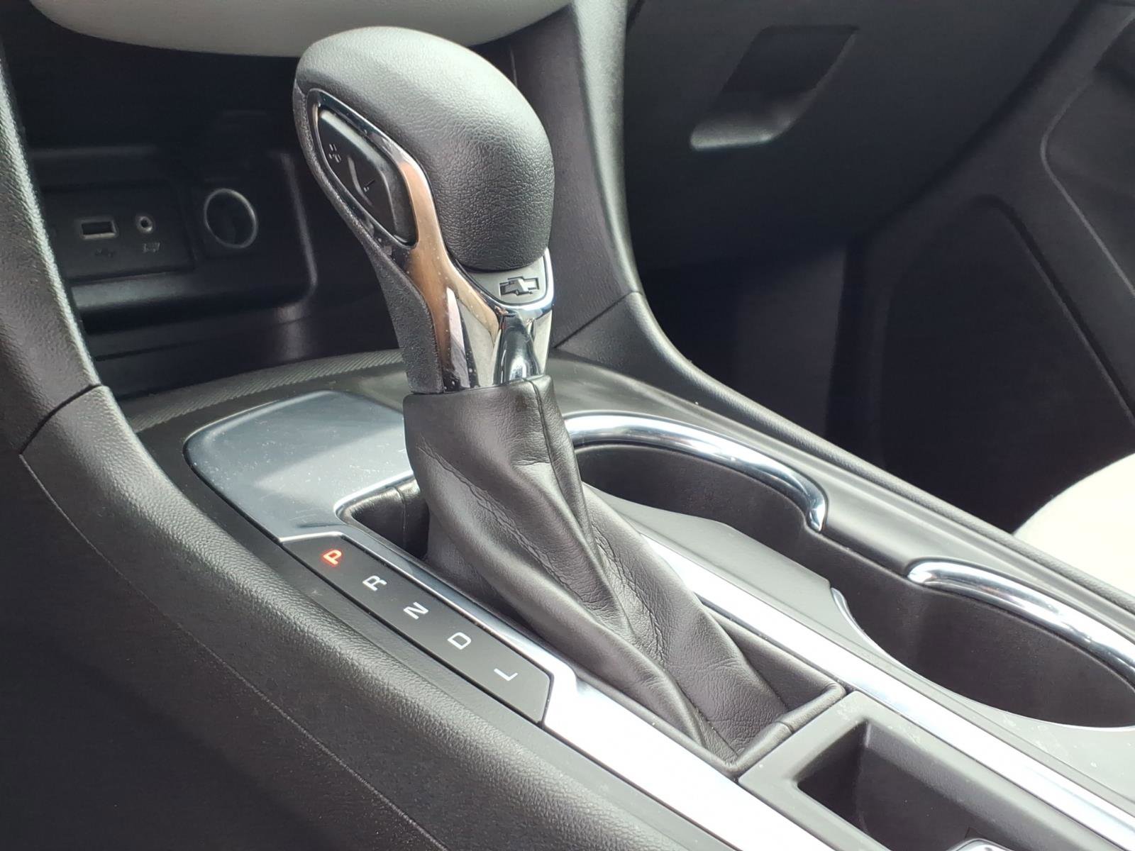 Used 2023 Chevrolet Equinox LT FWD image 16