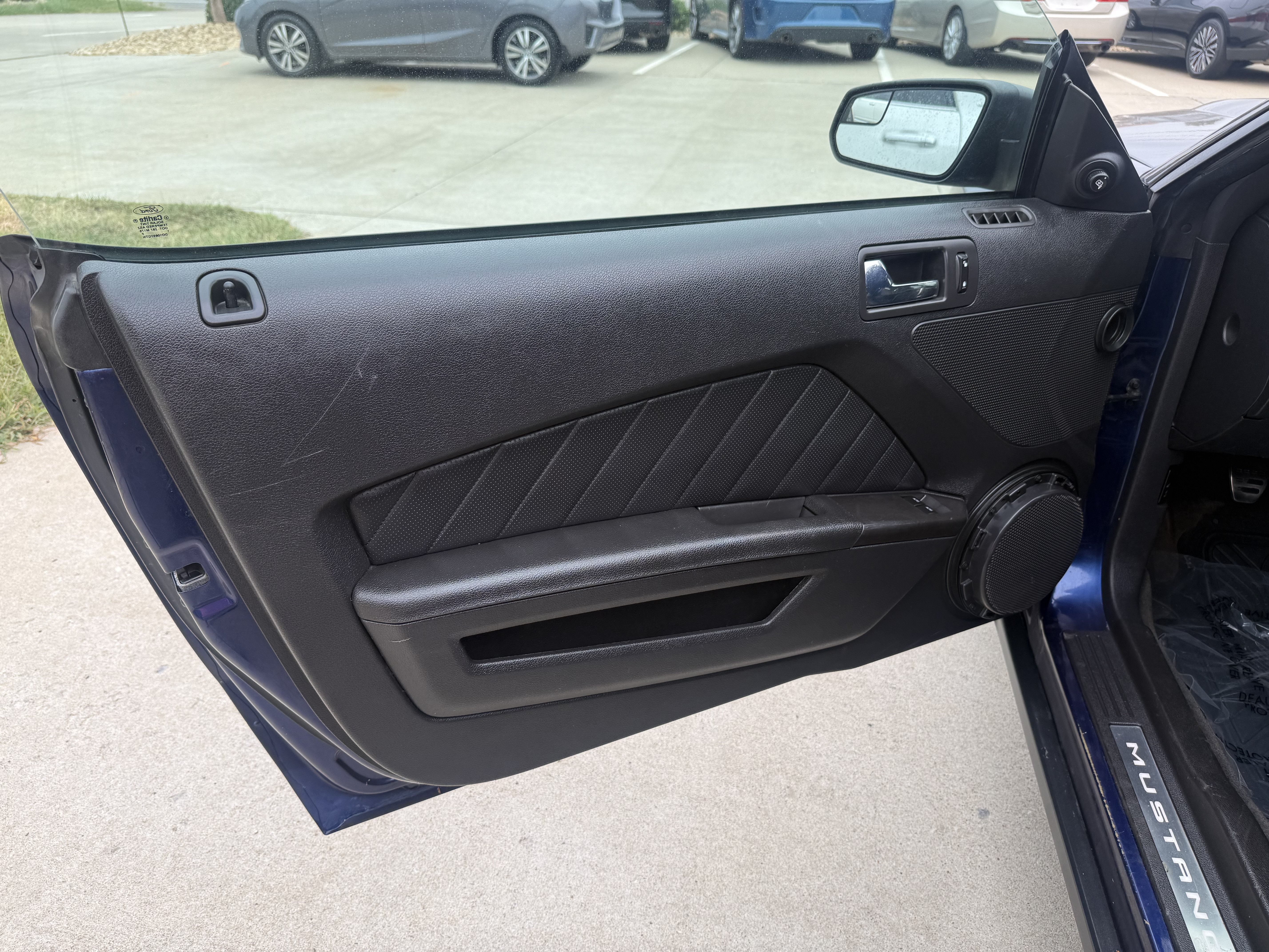 Used 2012 Ford Mustang Premium RWD image 16
