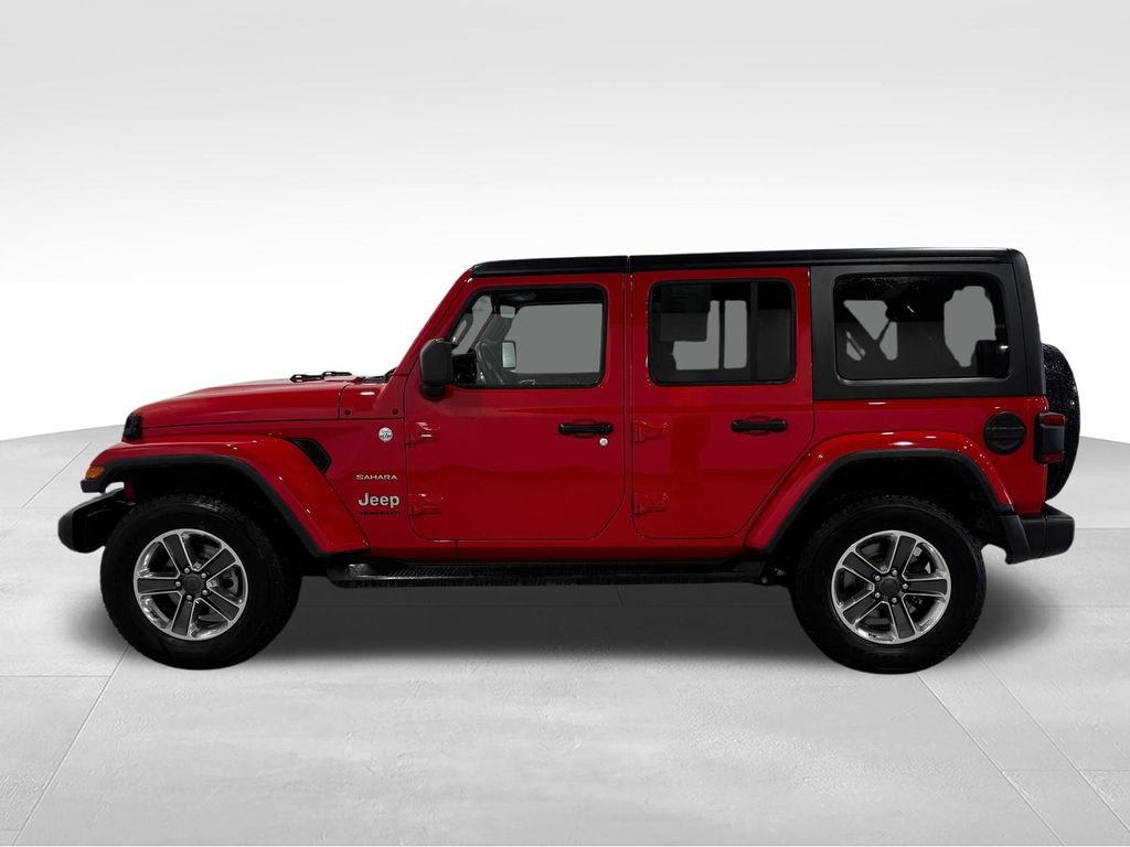 Used 2023 Jeep Wrangler Unlimited Sahara w/ Dual Top Group AWD/4WD image 15