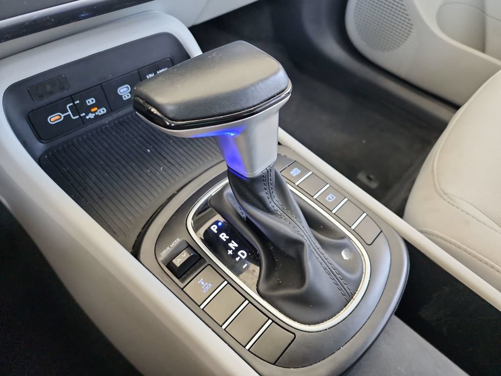 Used 2025 Hyundai Kona SEL AWD/4WD image 28