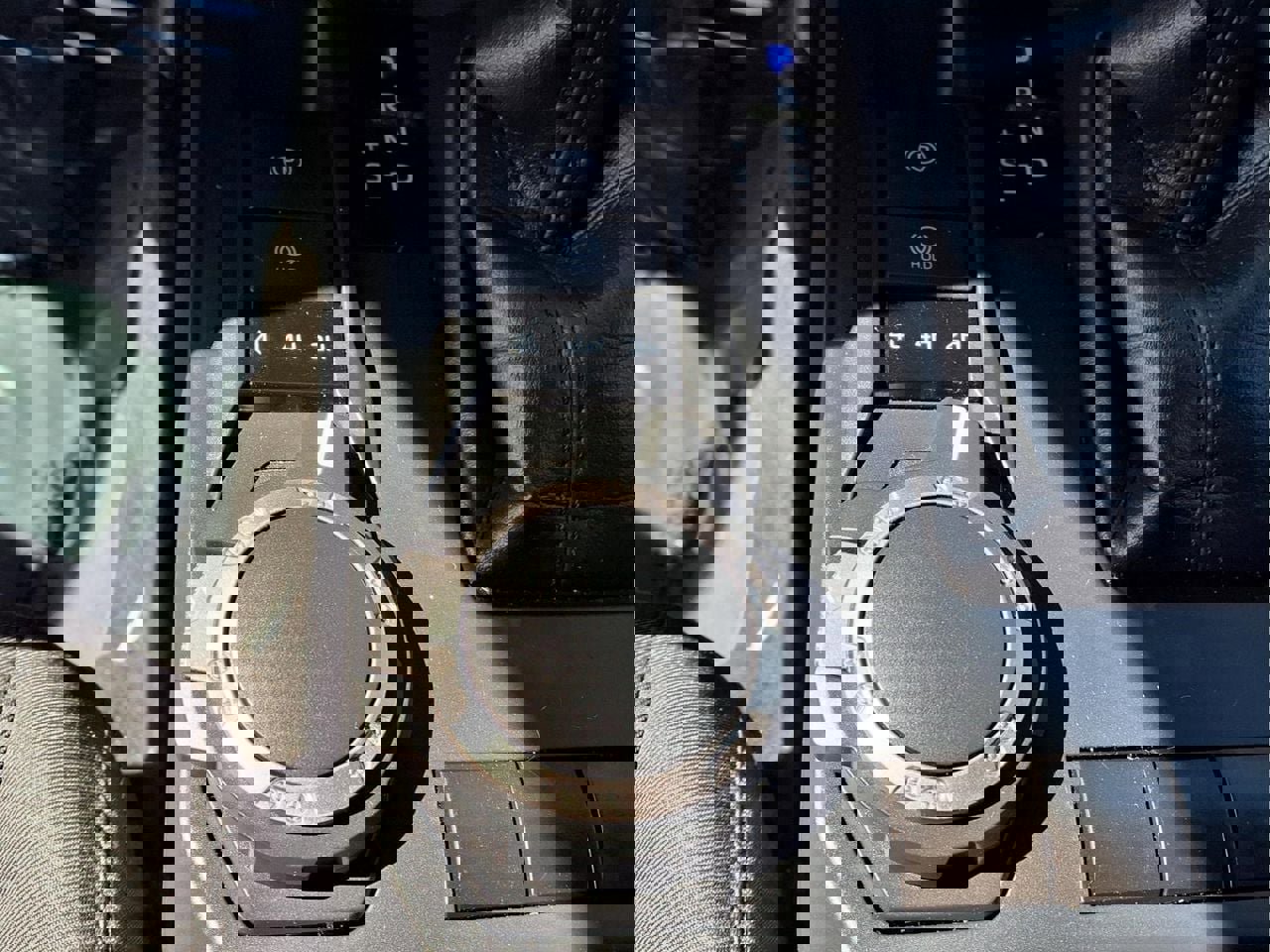 Certified 2025 Toyota Tacoma SR AWD/4WD image 20