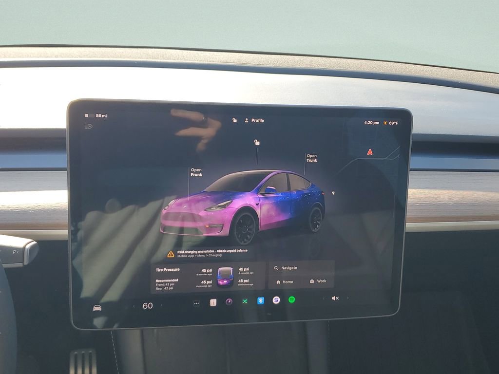 Used 2024 Tesla Model Y Performance image 21