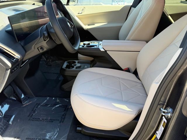 New 2026 BMW iX xDrive45 image 17