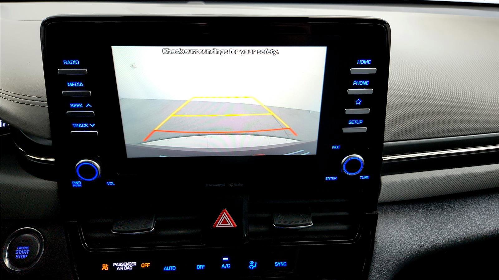 Used 2020 Hyundai Ioniq SEL image 31