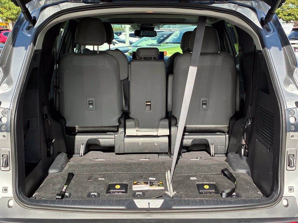 Used 2026 Toyota Sienna XLE FWD image 31