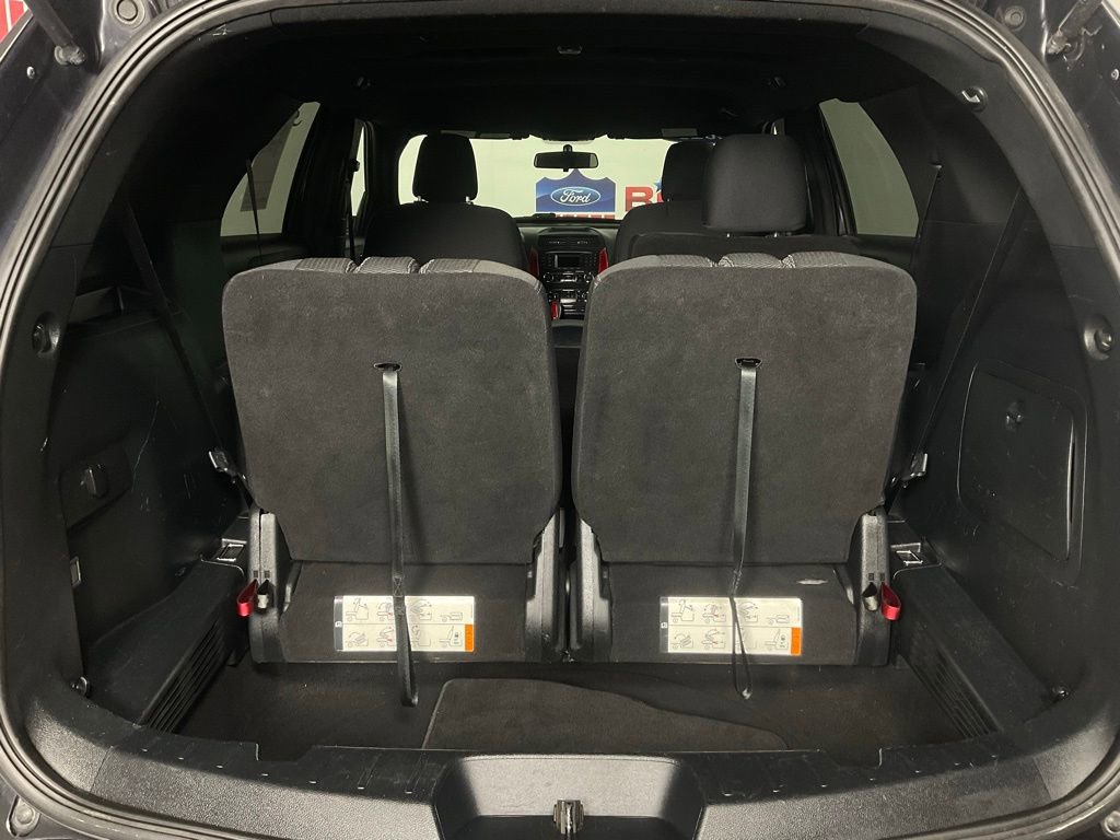 Certified 2019 Ford Explorer XLT image 11