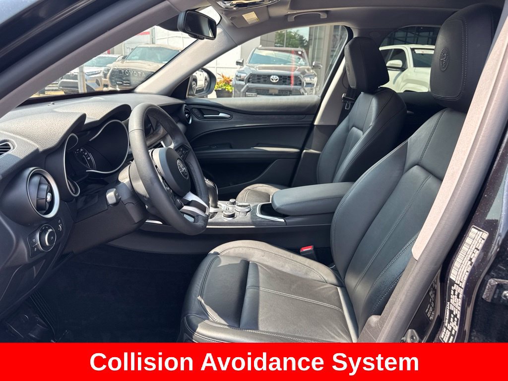 Used 2021 Alfa Romeo Stelvio Sprint w/ Sun & Sound Package AWD/4WD image 11