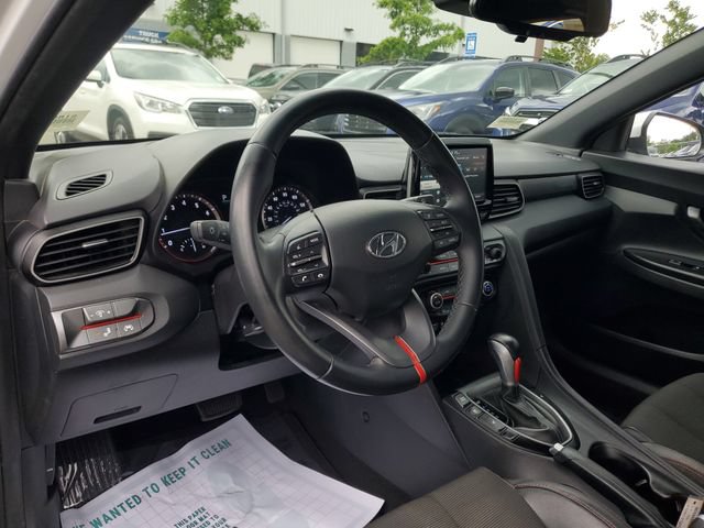 Used 2019 Hyundai Veloster 2.0 Premium FWD image 11