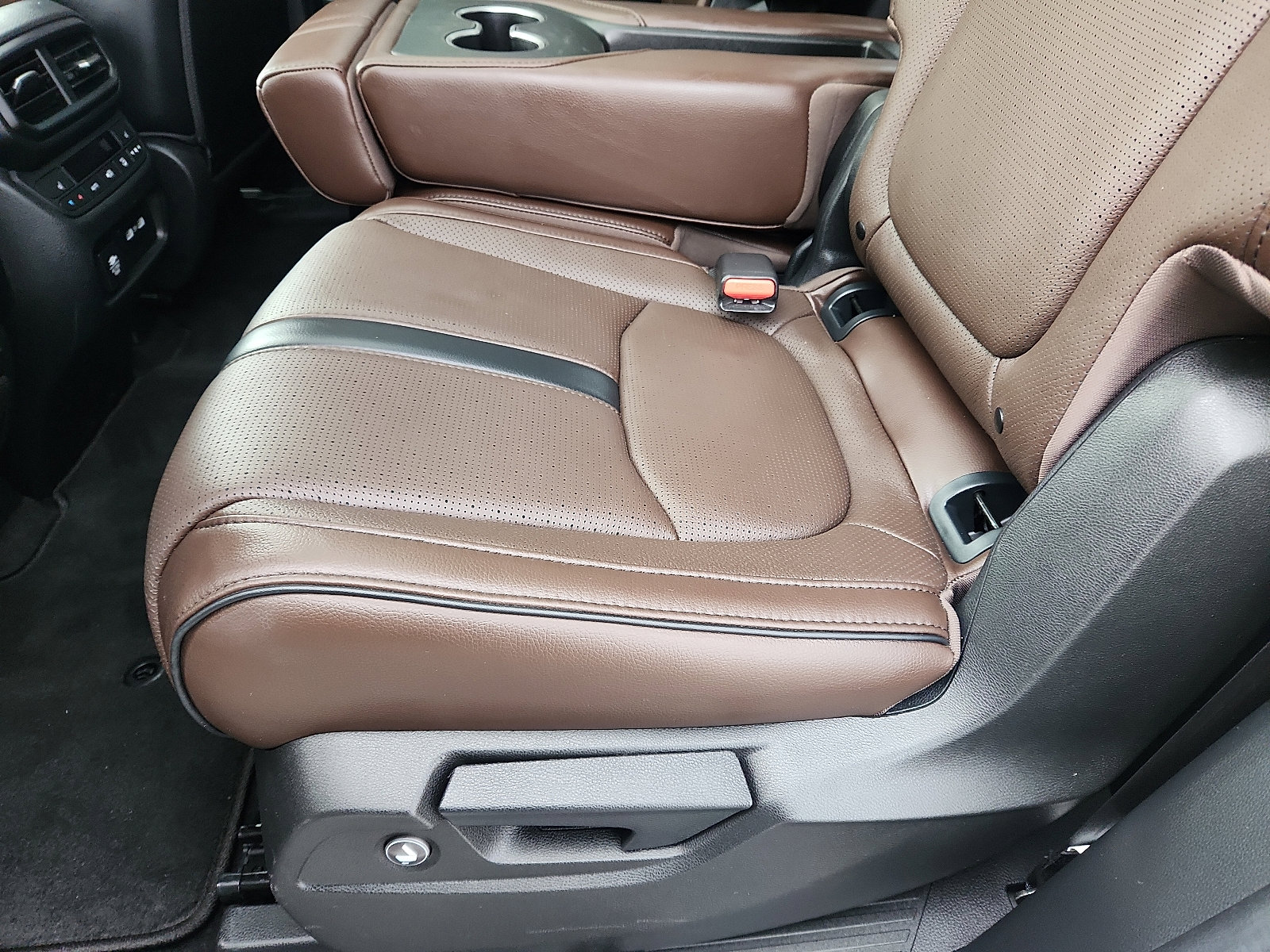 Used 2023 Honda Pilot Elite image 27