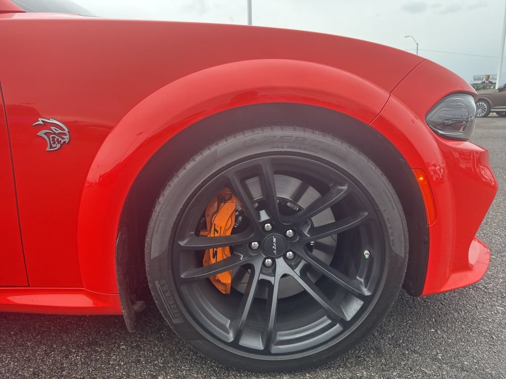 Used 2022 Dodge Charger SRT Hellcat w/ Carbon/Suede Interior Package RWD image 7