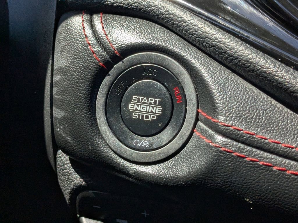 Used 2024 Dodge Durango GT image 28