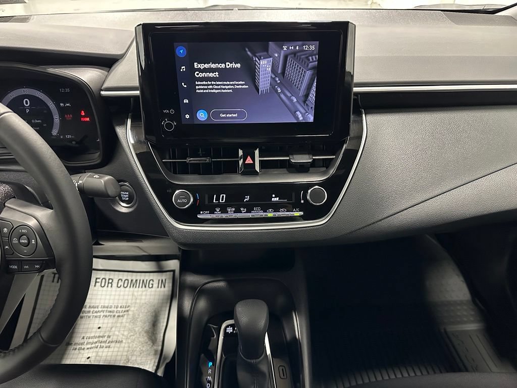 Used 2026 Toyota Corolla SE FWD image 25