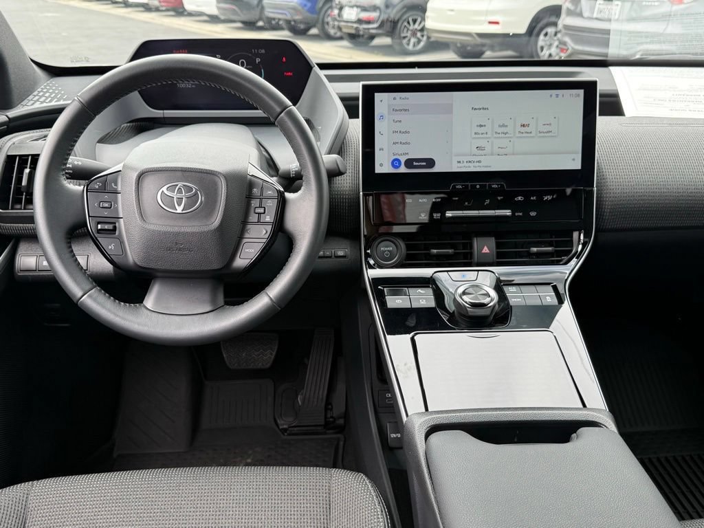 Certified 2025 Toyota bZ4X FWD image 32