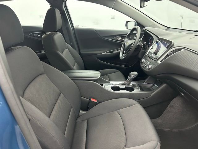 Used 2024 Chevrolet Malibu LT image 30