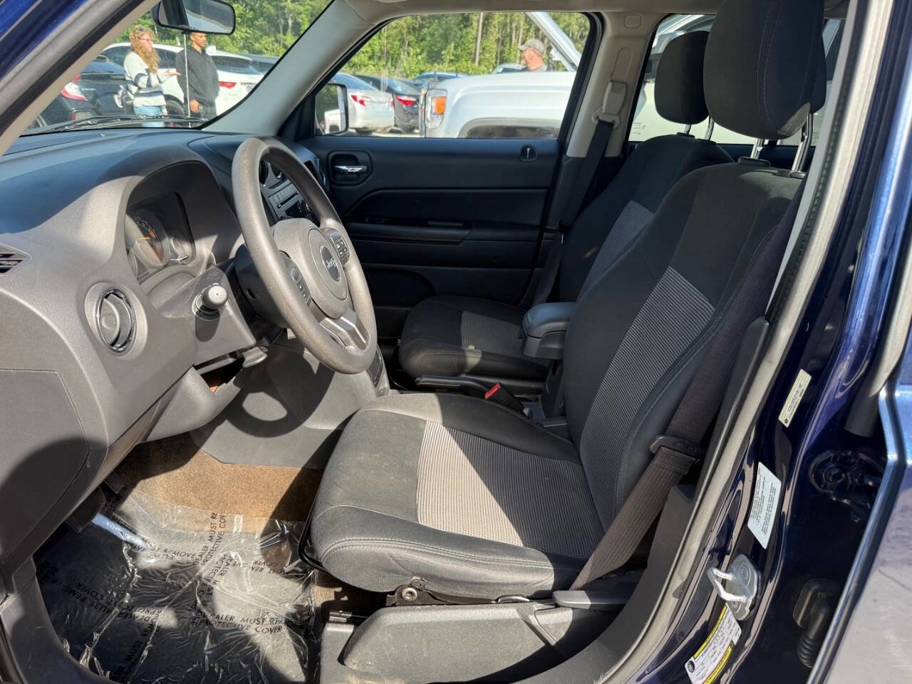 Used 2014 Jeep Patriot Sport AWD/4WD image 10