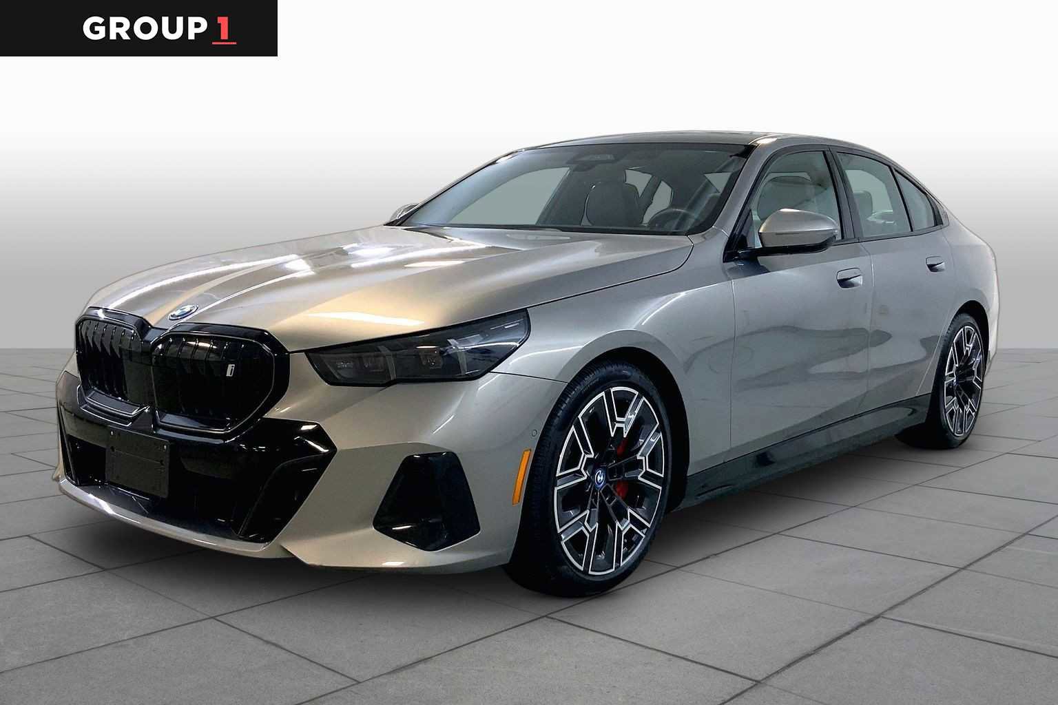 Used 2025 BMW i5 xDrive40 w/ Executive Package AWD/4WD image 1