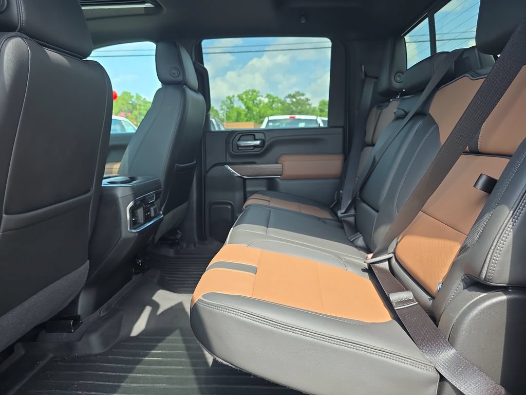 Used 2023 Chevrolet Silverado 2500 High Country w/ Z71 Off-Road Package AWD/4WD image 33