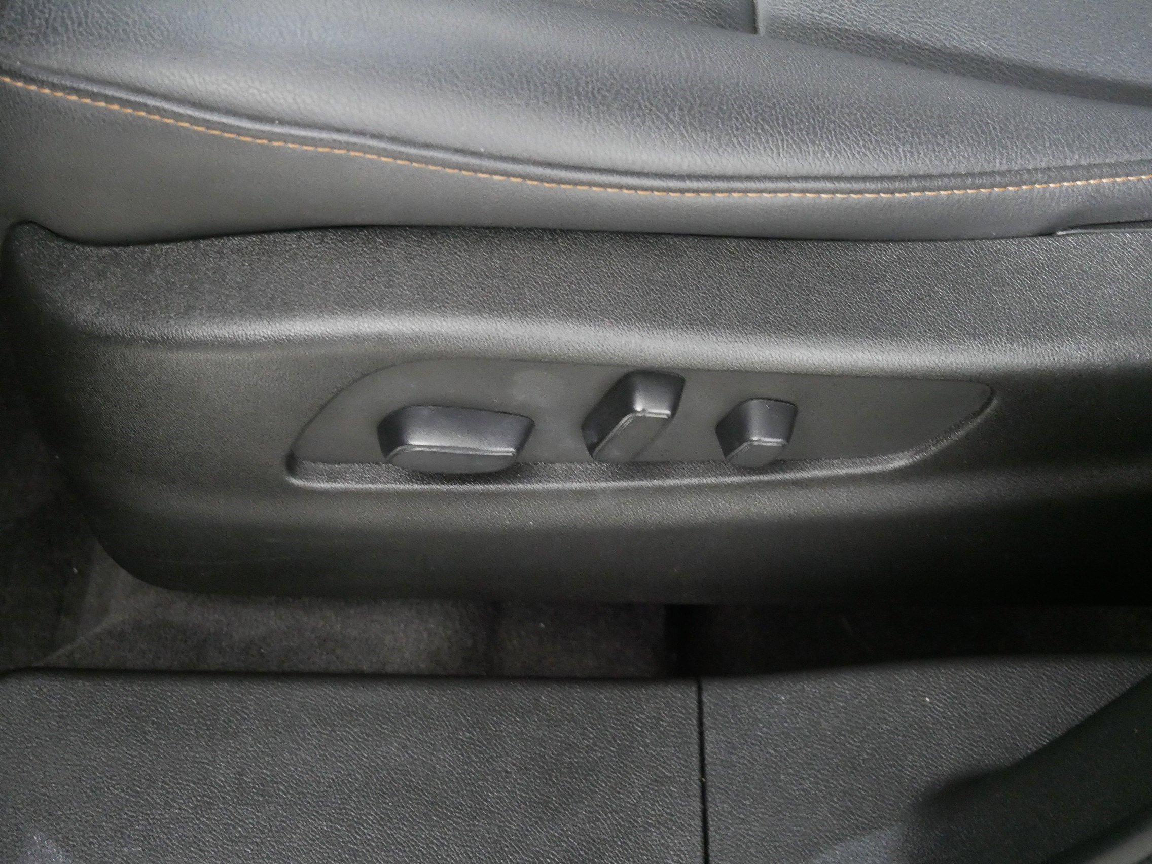 Used 2022 Cadillac XT4 Sport w/ Sun And Sound Package image 20