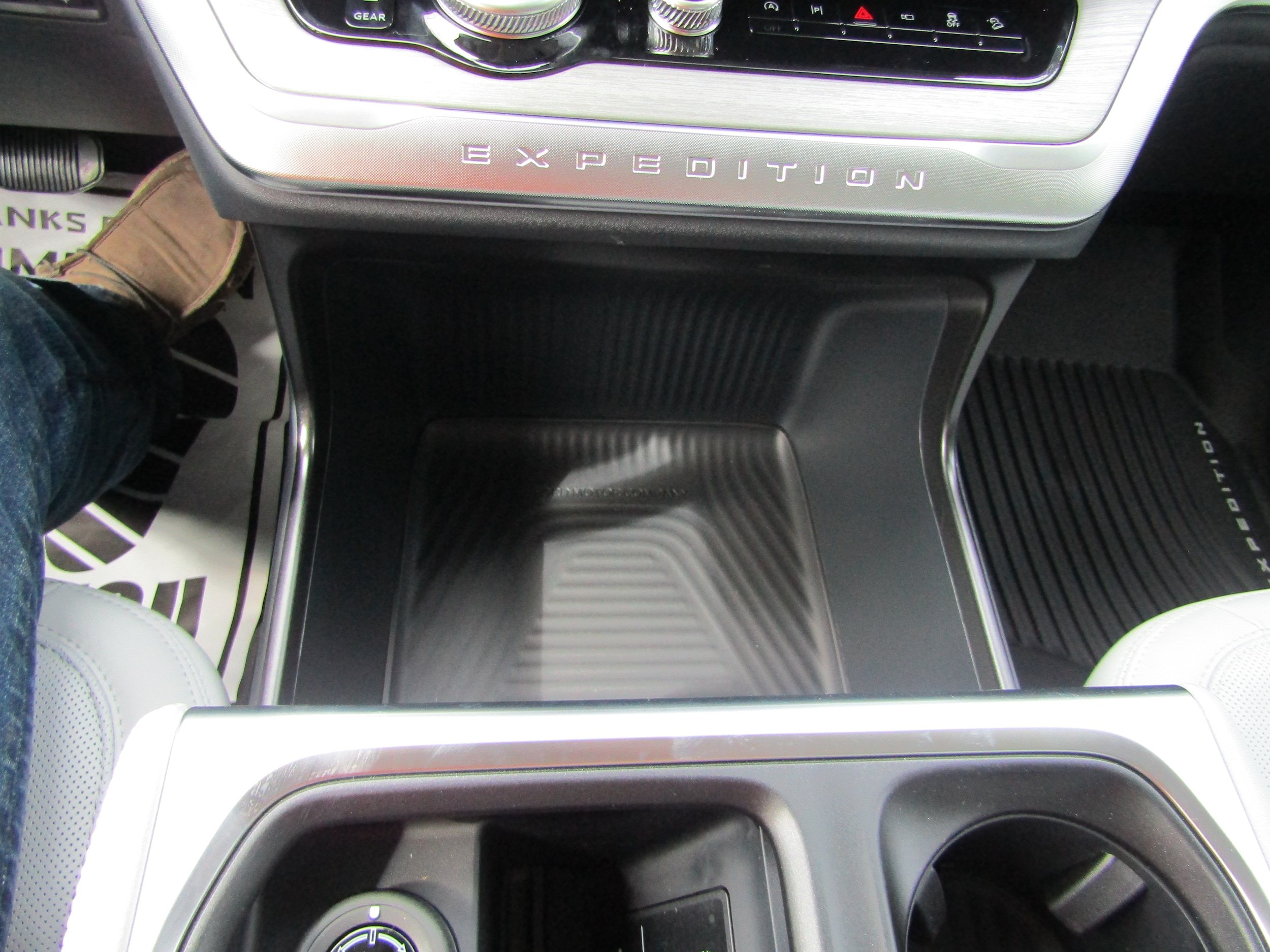 New 2027 Ford Expedition Platinum AWD/4WD image 34