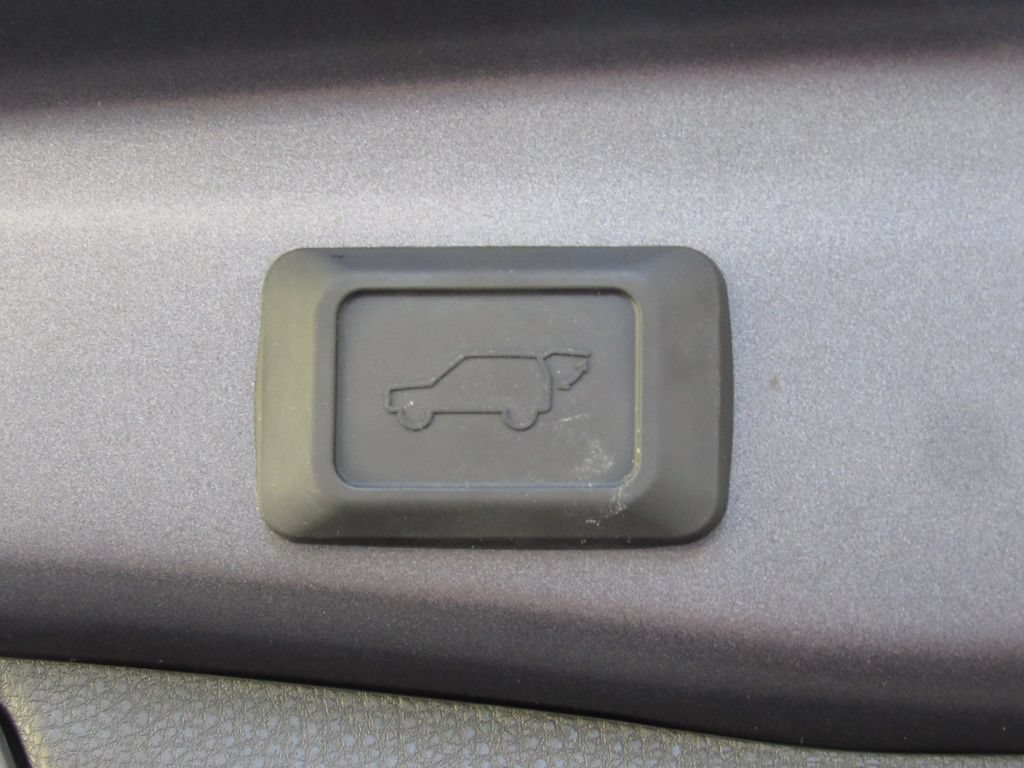 Certified 2023 Toyota RAV4 XSE w/ XSE Grade Weather Package AWD/4WD image 22
