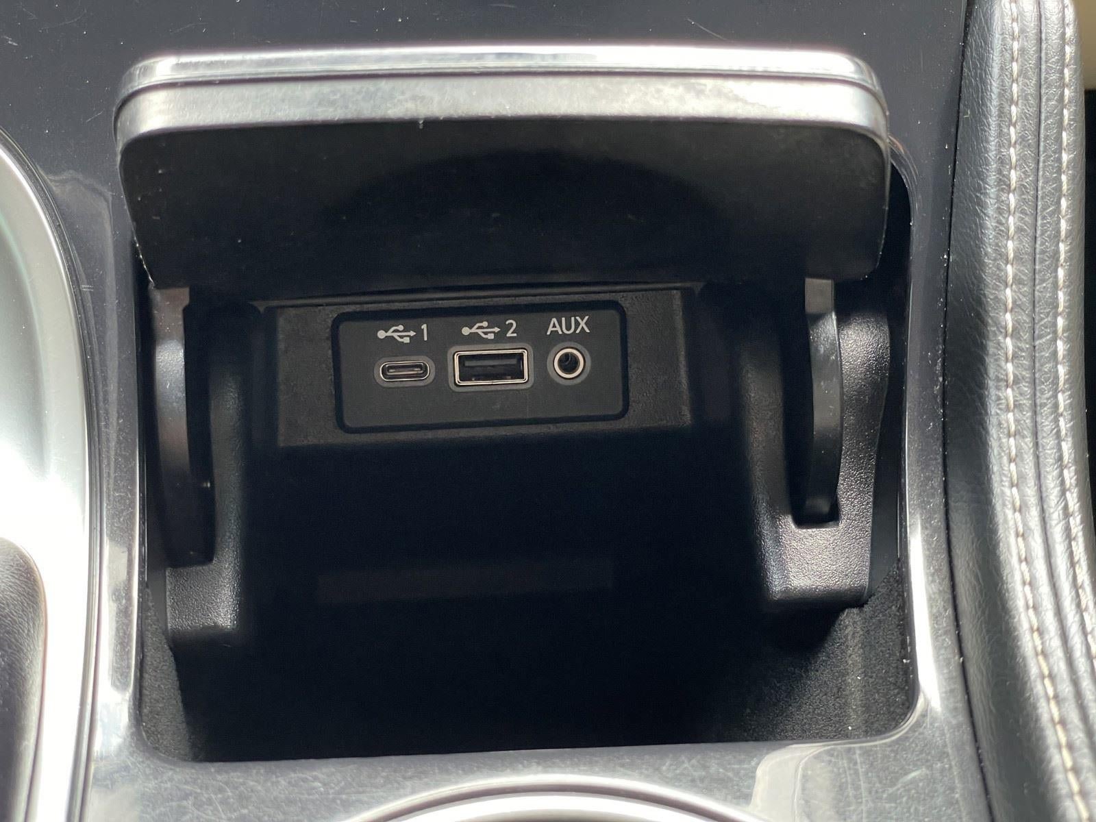 Used 2022 Nissan Maxima SV w/ Floor Mat Group FWD image 26