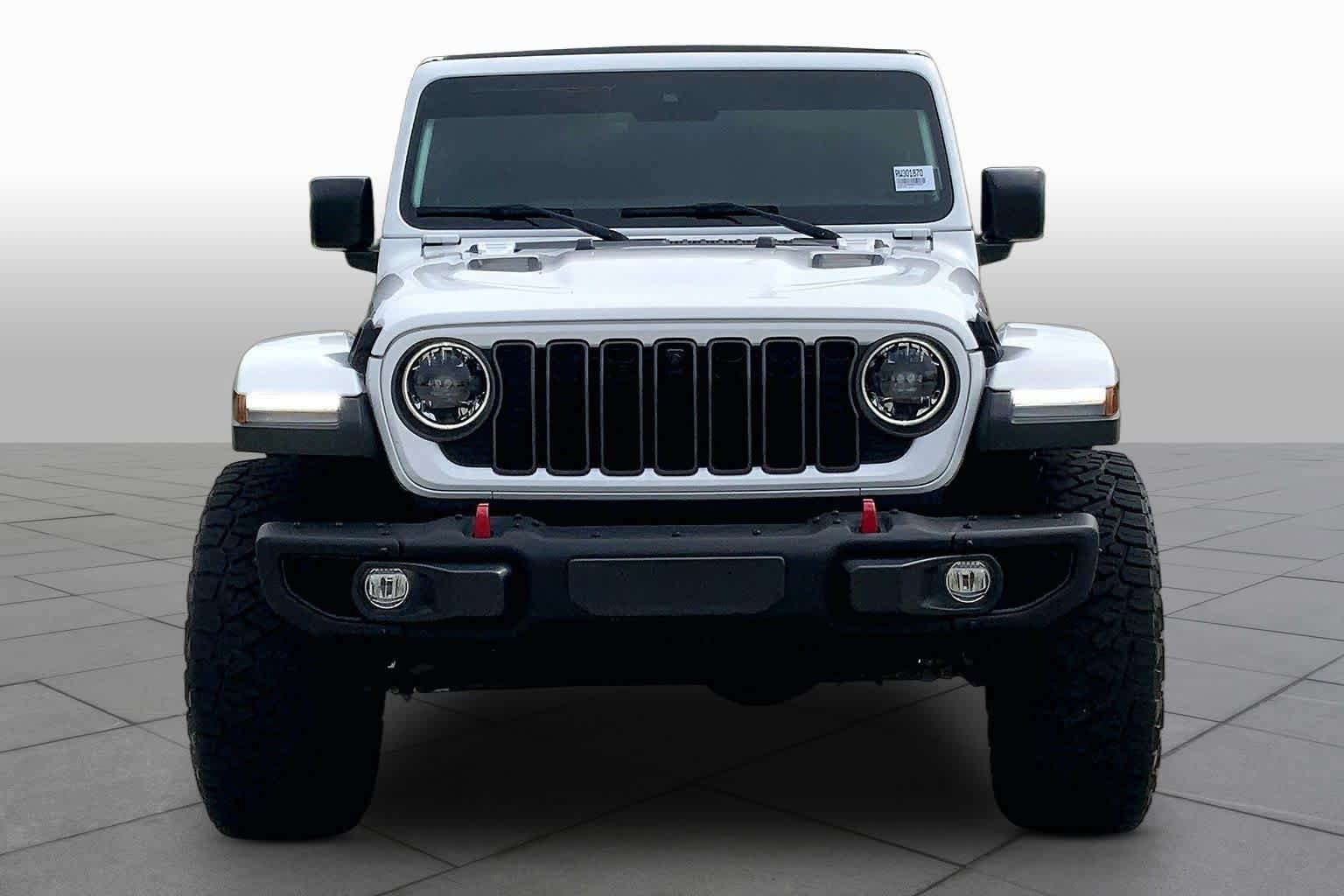 Used 2024 Jeep Wrangler Unlimited Rubicon AWD/4WD image 3