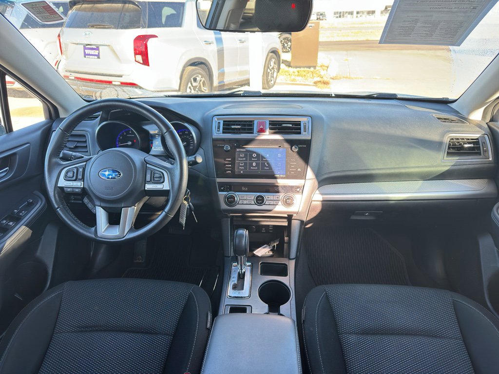 Used 2017 Subaru Outback 2.5i Premium image 11