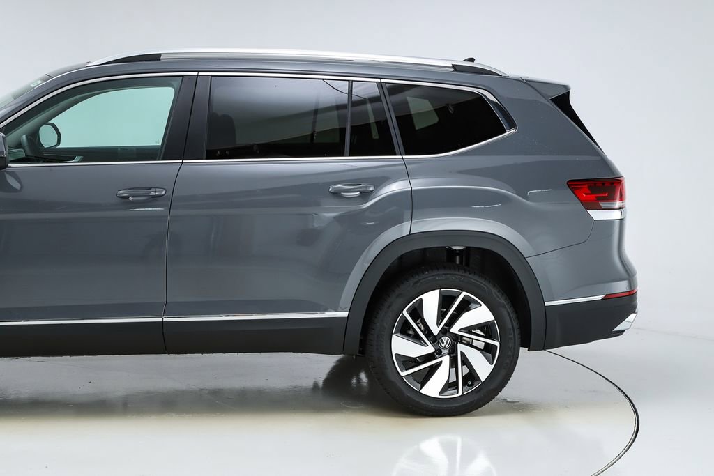 New 2026 Volkswagen Atlas SEL image 4