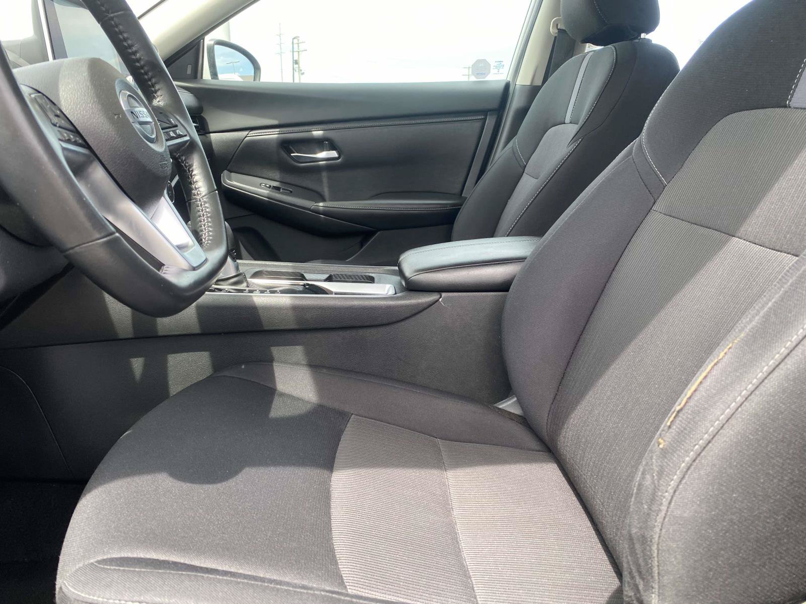 Used 2023 Nissan Sentra SV FWD image 14
