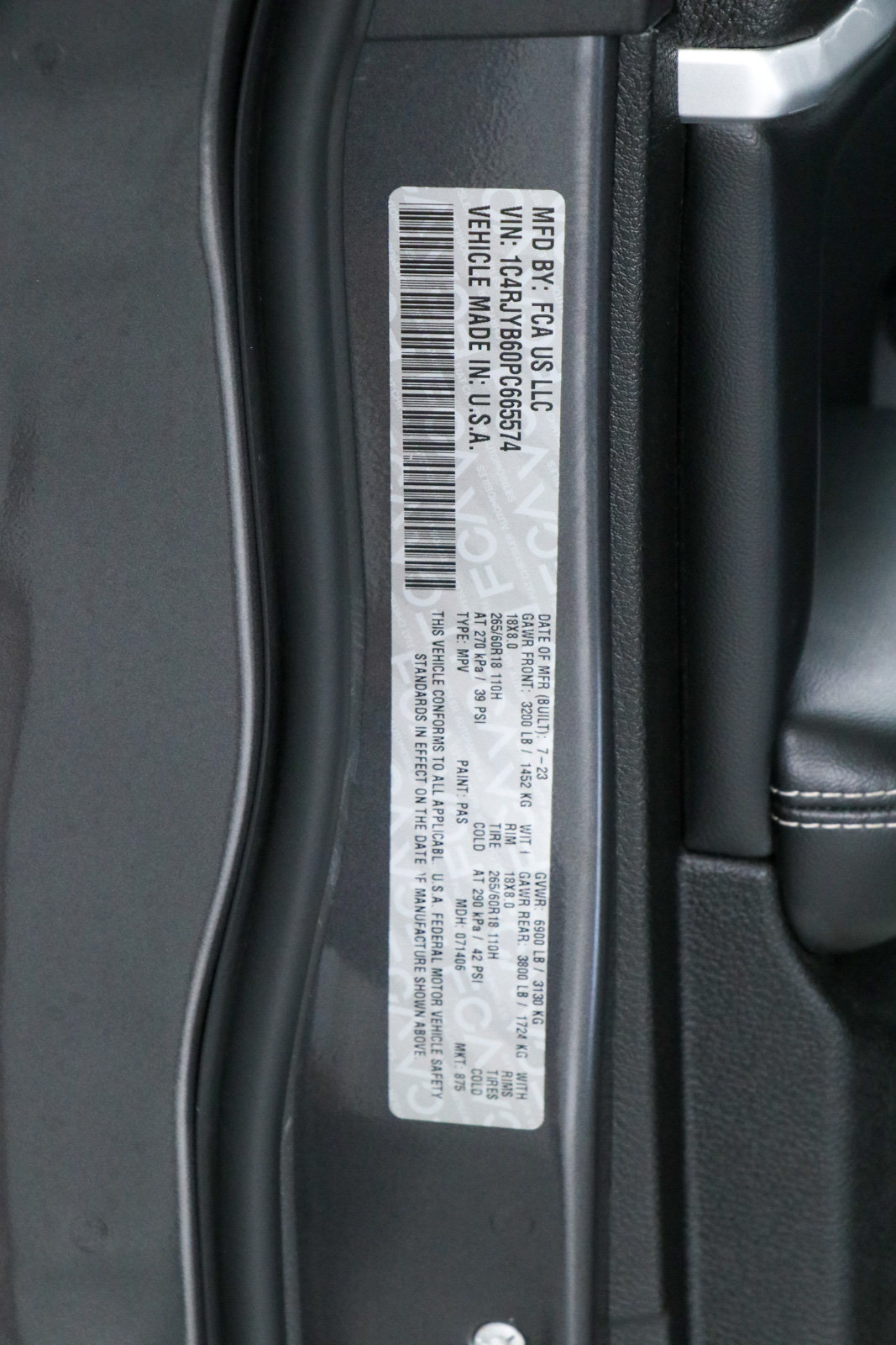 Used 2023 Jeep Grand Cherokee 4WD 4xe image 33