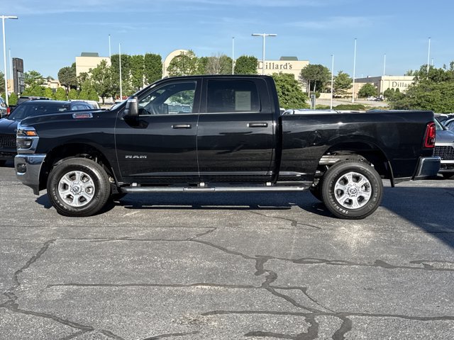 Used 2025 RAM 2500 Big Horn AWD/4WD image 12