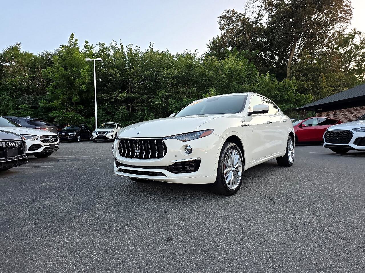 Used 2022 Maserati Levante GT image 2