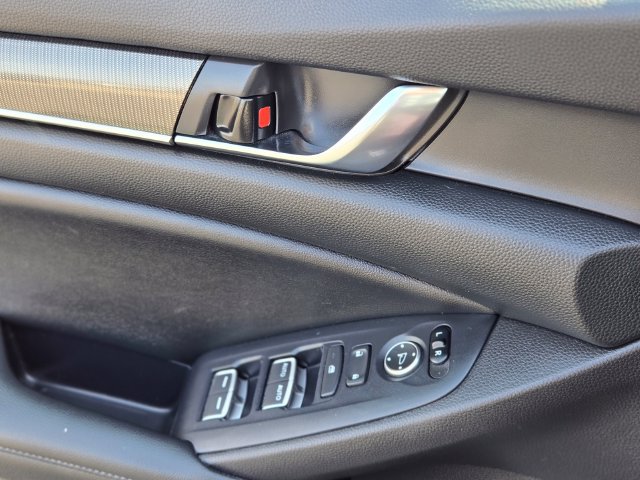 Used 2022 Honda Accord Sport image 25