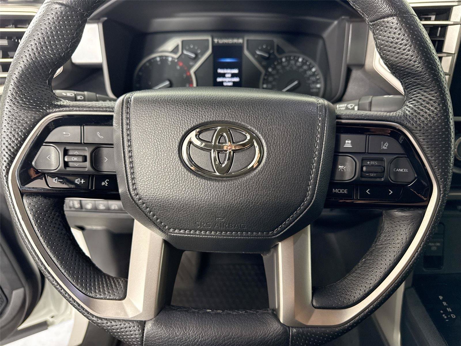 Used 2022 Toyota Tundra SR5 w/ SR5 Premium Package RWD image 16