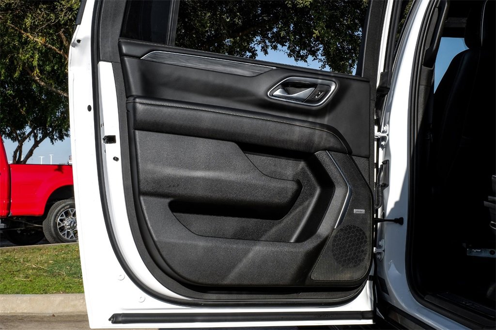 Used 2021 GMC Yukon XL SLT image 49