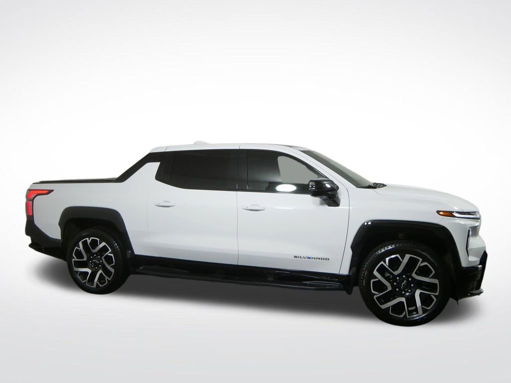 Used 2024 Chevrolet Silverado EV RST AWD/4WD video 2